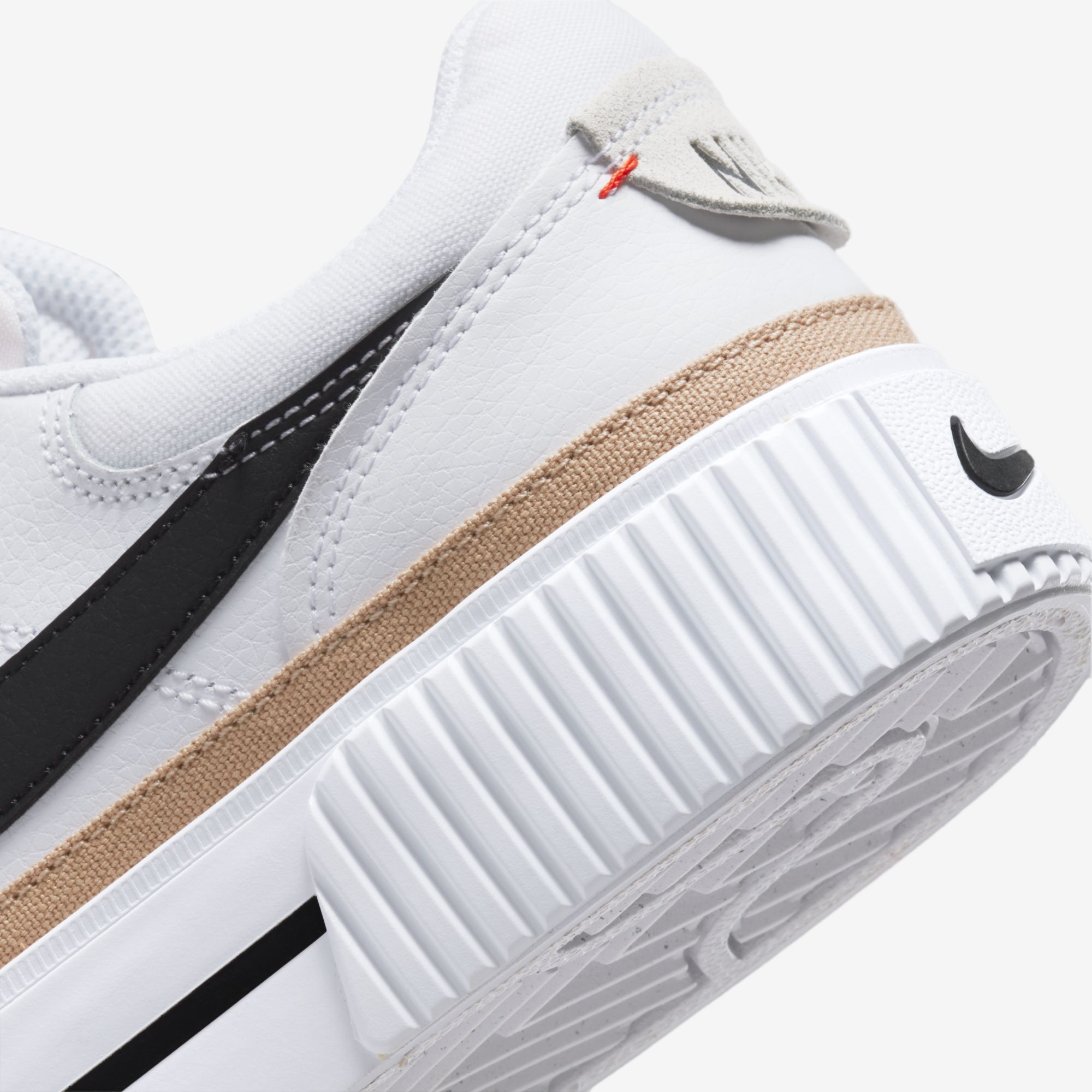 Nike Court Legacy Lift, Blanco/Negro-Cáñamo-Naranja, hi-res