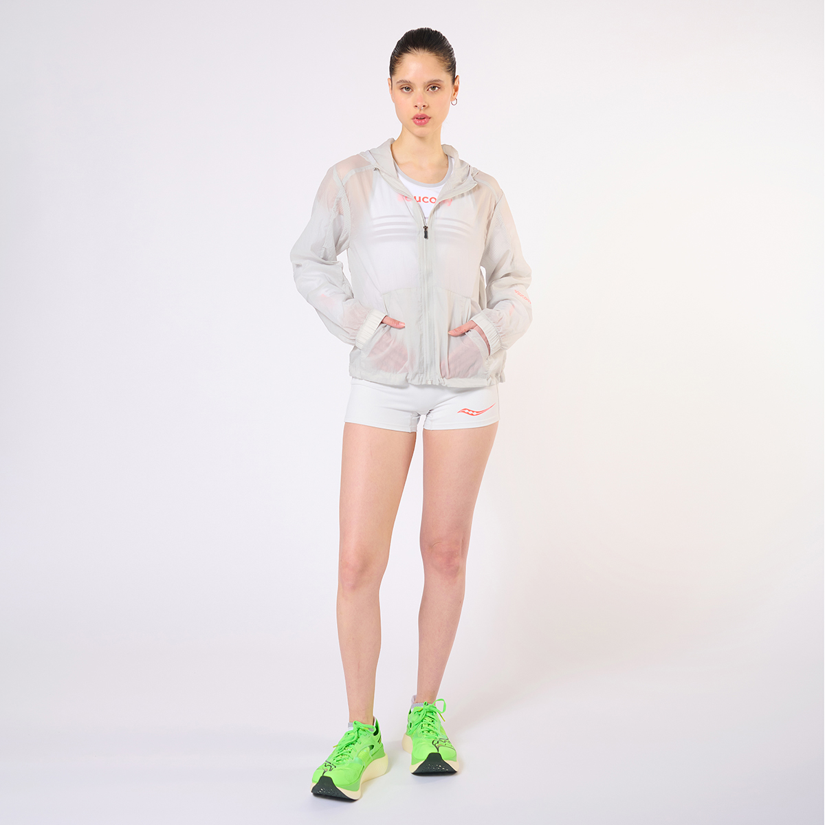 Saucony Chaqueta Elevate Packaw, GRIS, hi-res